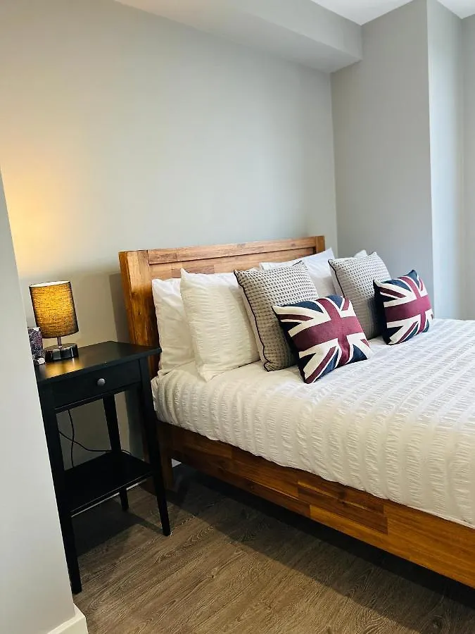Apartment Modern 3 Bed Flat With Private Terrace In Shoreditch London